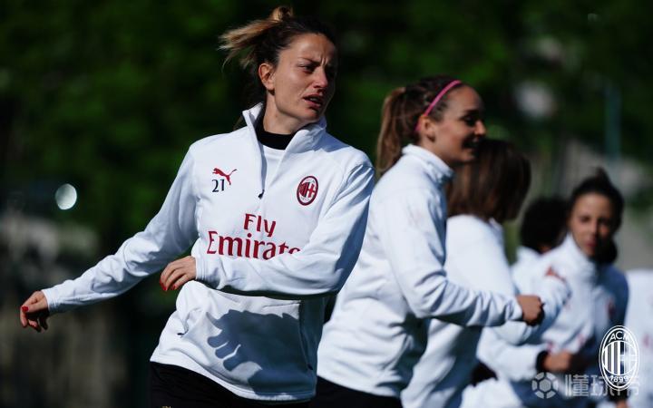 开云体育-包含赛后夏洛特黄蜂备战意大利杯，内部沟通细节曝光，赛场秩序良好，赛季目标并未改变的词条